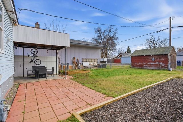 2318 E Columbia Ave, Spokane, WA 99208