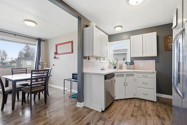 2318 E Columbia Ave, Spokane, WA 99208