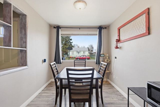 2318 E Columbia Ave, Spokane, WA 99208