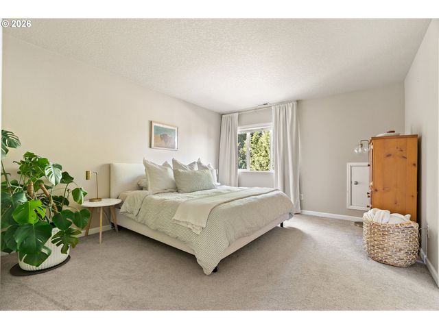20869 Sw EDGEMONT St, Beaverton, OR 97003