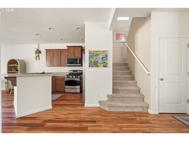 20869 Sw EDGEMONT St, Beaverton, OR 97003
