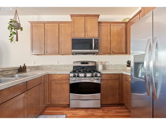 20869 Sw EDGEMONT St, Beaverton, OR 97003