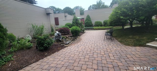 37 Charlton Hill Road 37, Hamden, CT 06518