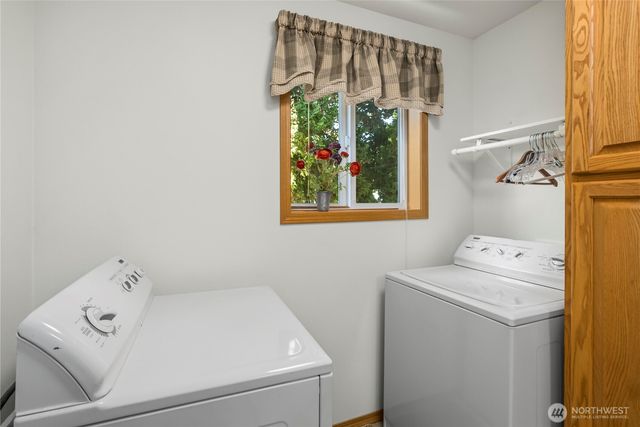 3008 Crane Avenue, Bremerton, WA 98310