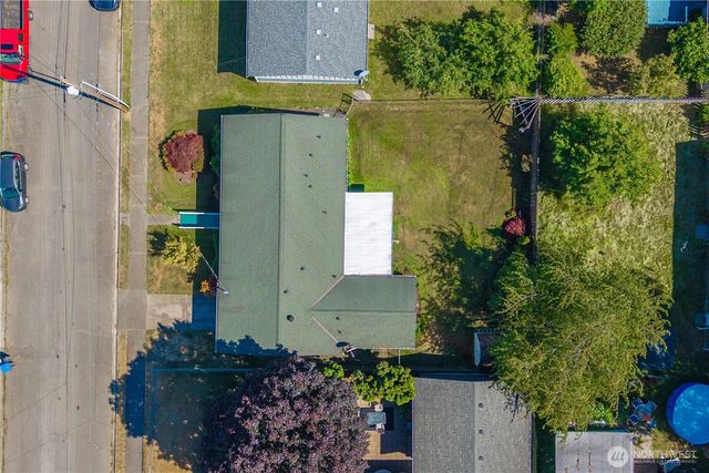 3008 Crane Avenue, Bremerton, WA 98310