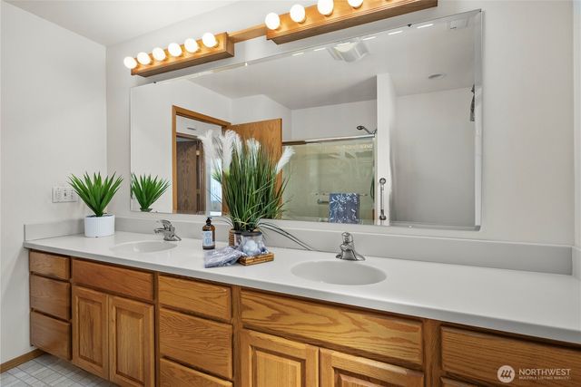 3008 Crane Avenue, Bremerton, WA 98310