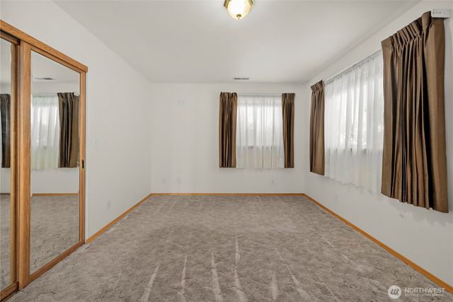 3008 Crane Avenue, Bremerton, WA 98310