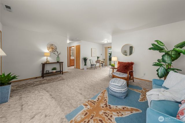 3008 Crane Avenue, Bremerton, WA 98310