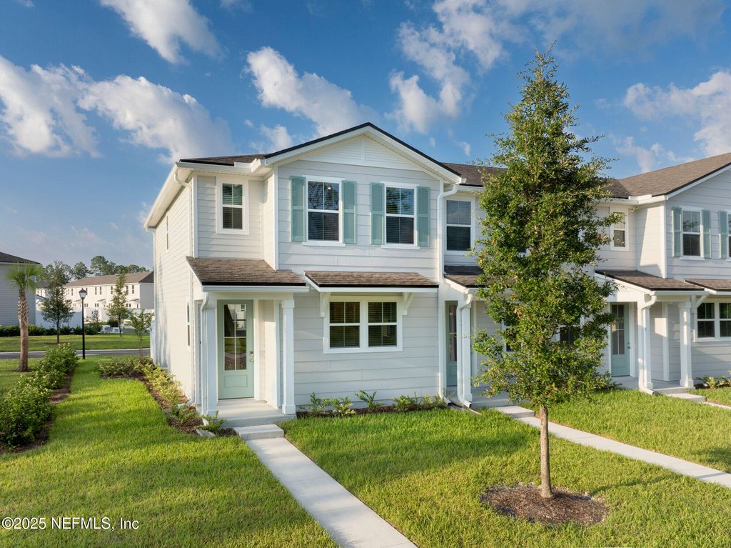 39 DOWNING Drive, St. Johns, FL 32259