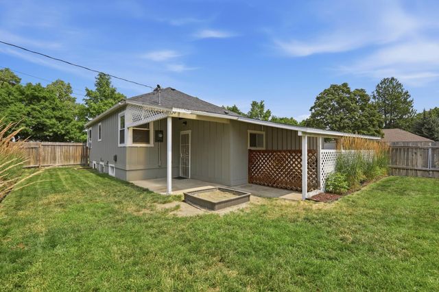 303 W Queen Ave, Spokane, WA 99205