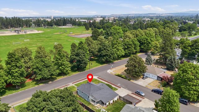 303 W Queen Ave, Spokane, WA 99205