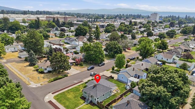 303 W Queen Ave, Spokane, WA 99205