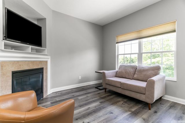 411 Abbey Street, South Bend, IN 46637