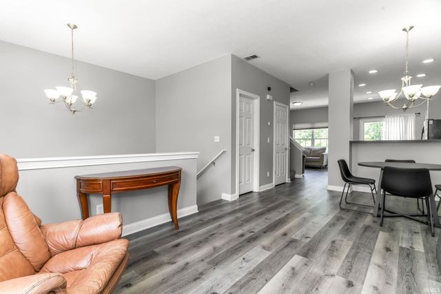 411 Abbey Street, South Bend, IN 46637