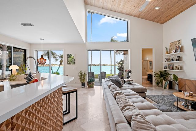 18142 NW 15th Court, Pembroke Pines, FL 33029