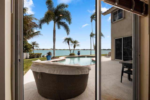 18142 NW 15th Court, Pembroke Pines, FL 33029