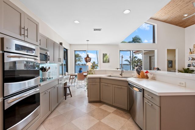 18142 NW 15th Court, Pembroke Pines, FL 33029