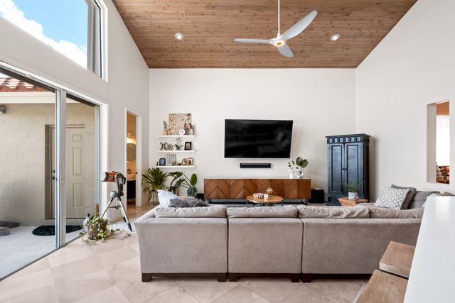 18142 NW 15th Court, Pembroke Pines, FL 33029