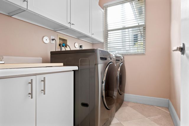 18142 NW 15th Court, Pembroke Pines, FL 33029