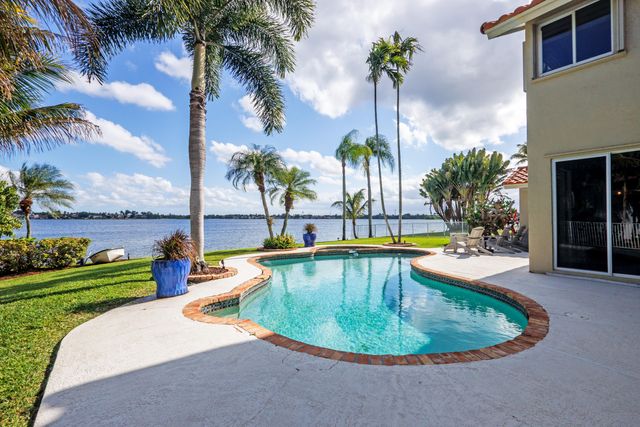 18142 NW 15th Court, Pembroke Pines, FL 33029