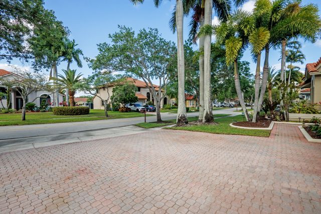 18142 NW 15th Court, Pembroke Pines, FL 33029
