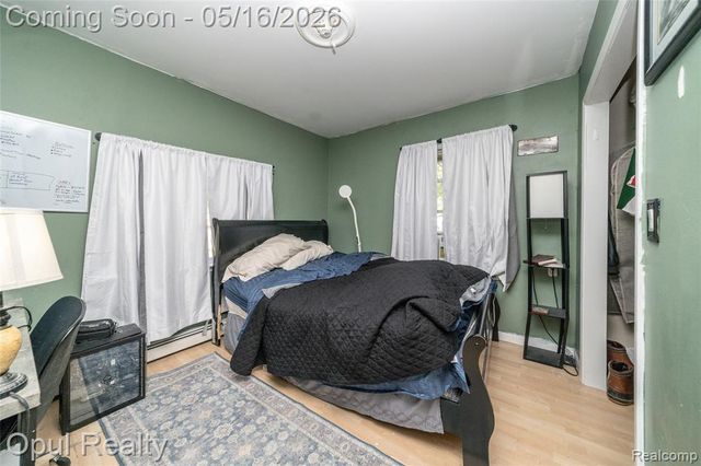 21001 Parker Street, Farmington, MI 48336