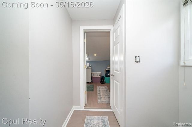 21001 Parker Street, Farmington, MI 48336