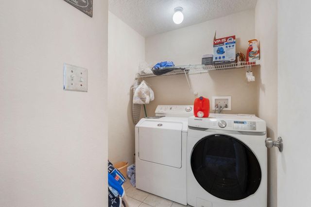 3409 Running Bird Place NW, Albuquerque, NM 87120