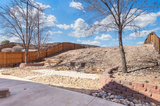 3409 Running Bird Place NW, Albuquerque, NM 87120