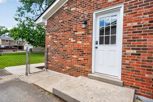 374 Gawaine Drive, Lexington, KY 40517