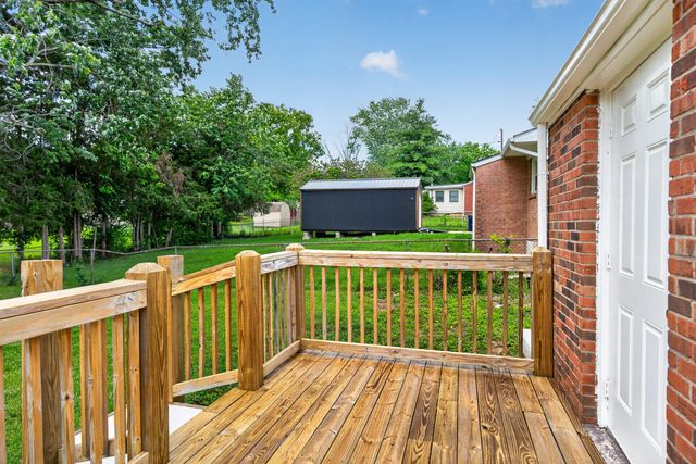 374 Gawaine Drive, Lexington, KY 40517