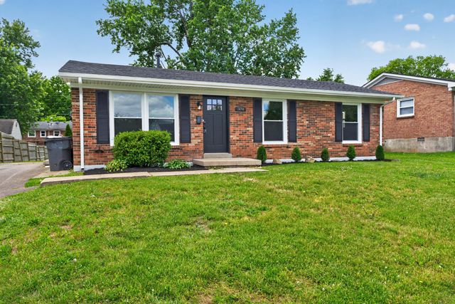 374 Gawaine Drive, Lexington, KY 40517