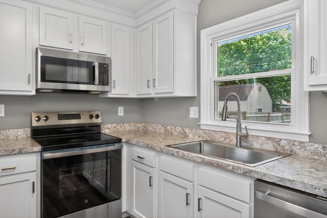 374 Gawaine Drive, Lexington, KY 40517
