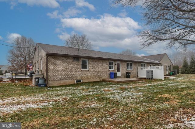 2 WERNI DR, Lebanon, PA 17042
