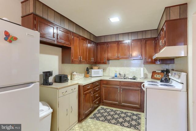 2 WERNI DR, Lebanon, PA 17042