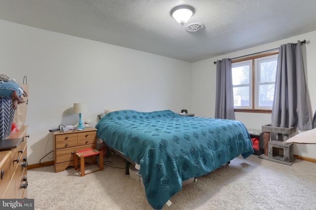 2 WERNI DR, Lebanon, PA 17042