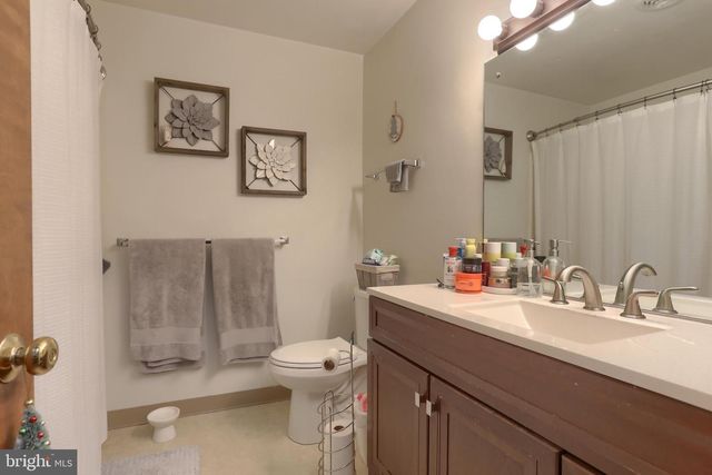 2 WERNI DR, Lebanon, PA 17042