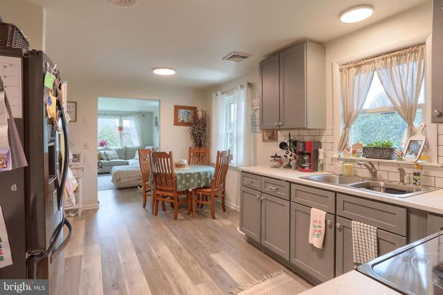 2 WERNI DR, Lebanon, PA 17042