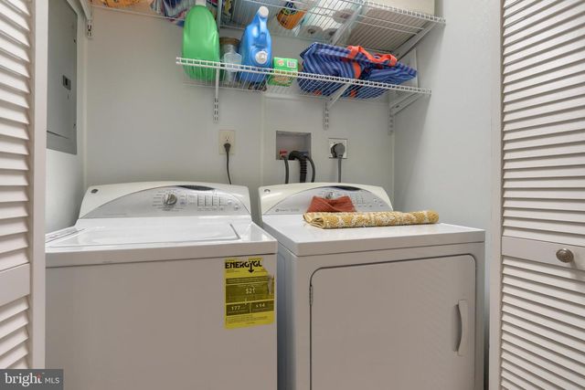 2 WERNI DR, Lebanon, PA 17042