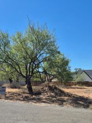 836 Aspen LN, Cottonwood Shores, TX 78657