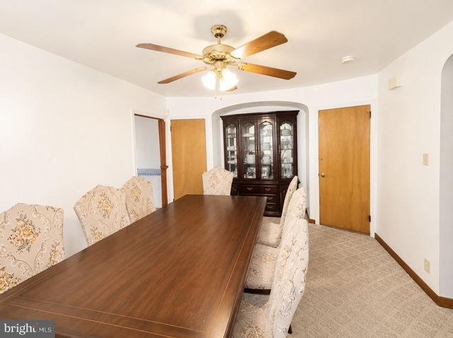 1221 KNORR ST, Philadelphia, PA 19111
