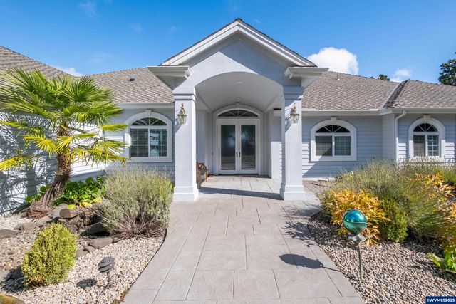 1920 Cochrane Ln, Dallas, OR 97338