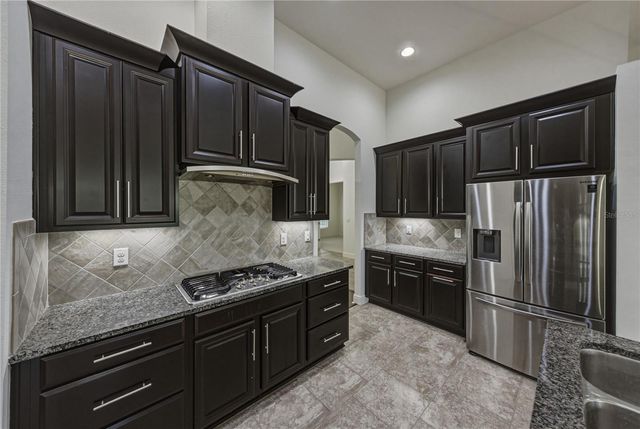 5904 SHELL RIDGE DRIVE, Lithia, FL 33547