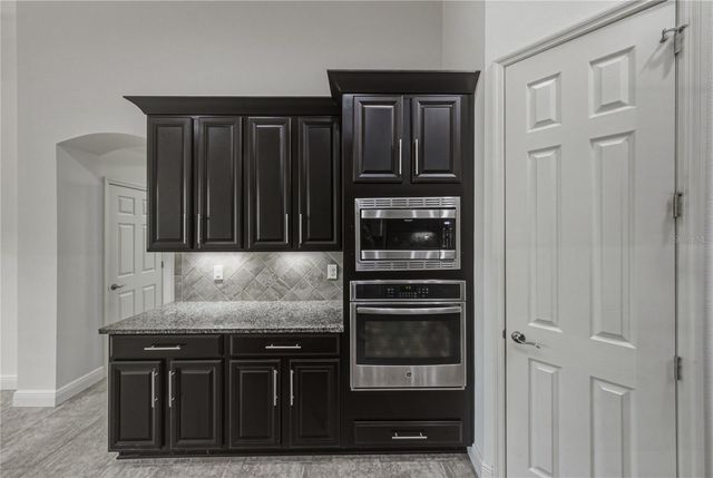 5904 SHELL RIDGE DRIVE, Lithia, FL 33547
