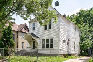 42 Front Avenue, Saint Paul, MN 55117