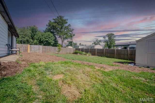 9621 Mesa Drive, St Louis, MO 63132