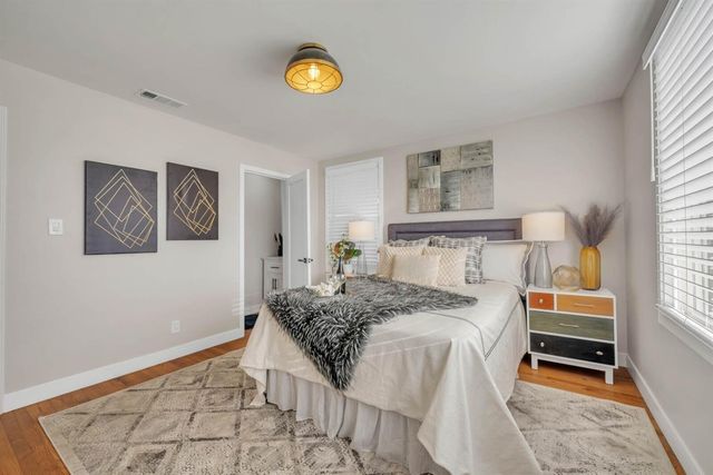 4212 Lyle St, Sacramento, CA 95821