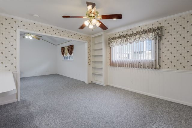 2130 Goerte Drive, Grand Prairie, TX 75051