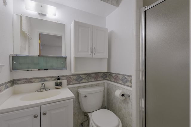 2130 Goerte Drive, Grand Prairie, TX 75051