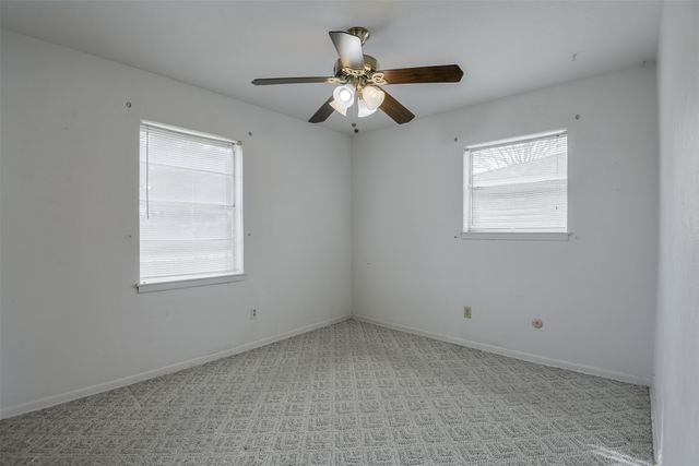 2130 Goerte Drive, Grand Prairie, TX 75051